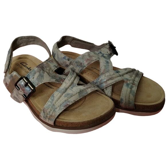 Clarks Women's Size 5.5 M Brynn Step Sand Floral Hook & Loop Closure Sandals - Picture 1 of 12